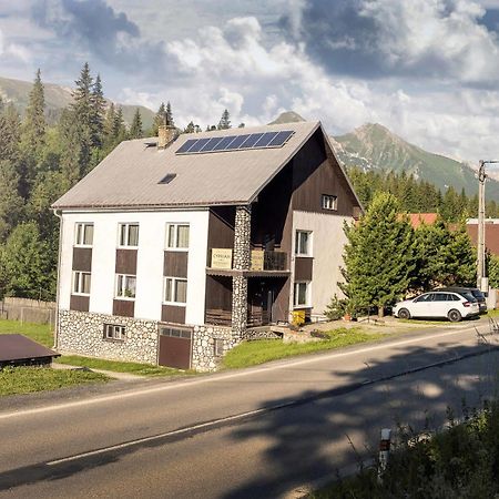 Guesthouse Cyprian Zdiar Bagian luar foto