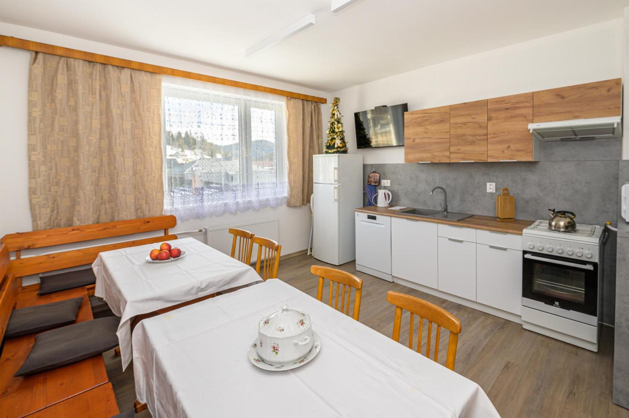 Guesthouse Cyprian Zdiar Bagian luar foto